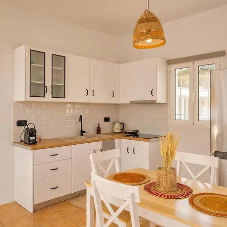 펜션 Anemos House 이오스 코라